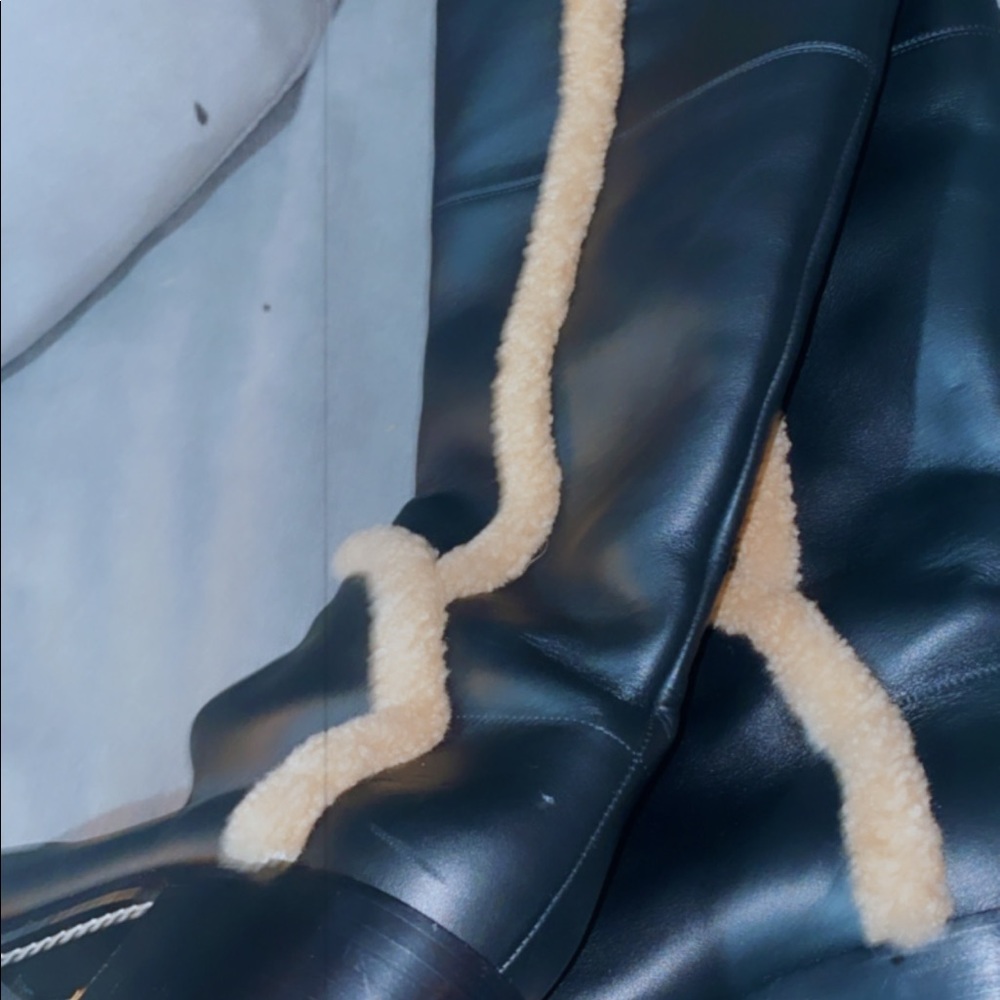Gucci boots - Picture 2 of 3